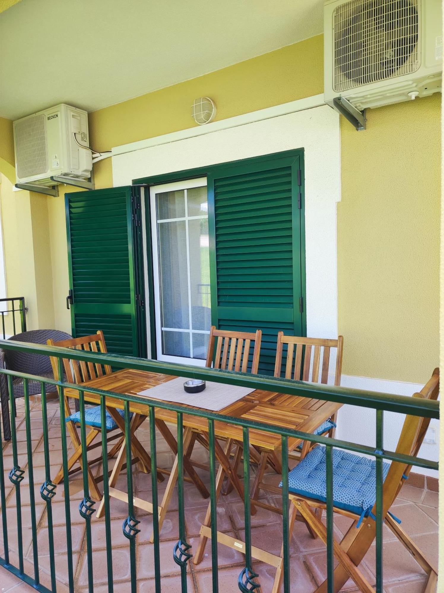 Casa Brisa Do Mar Apartment Porches  Ngoại thất bức ảnh